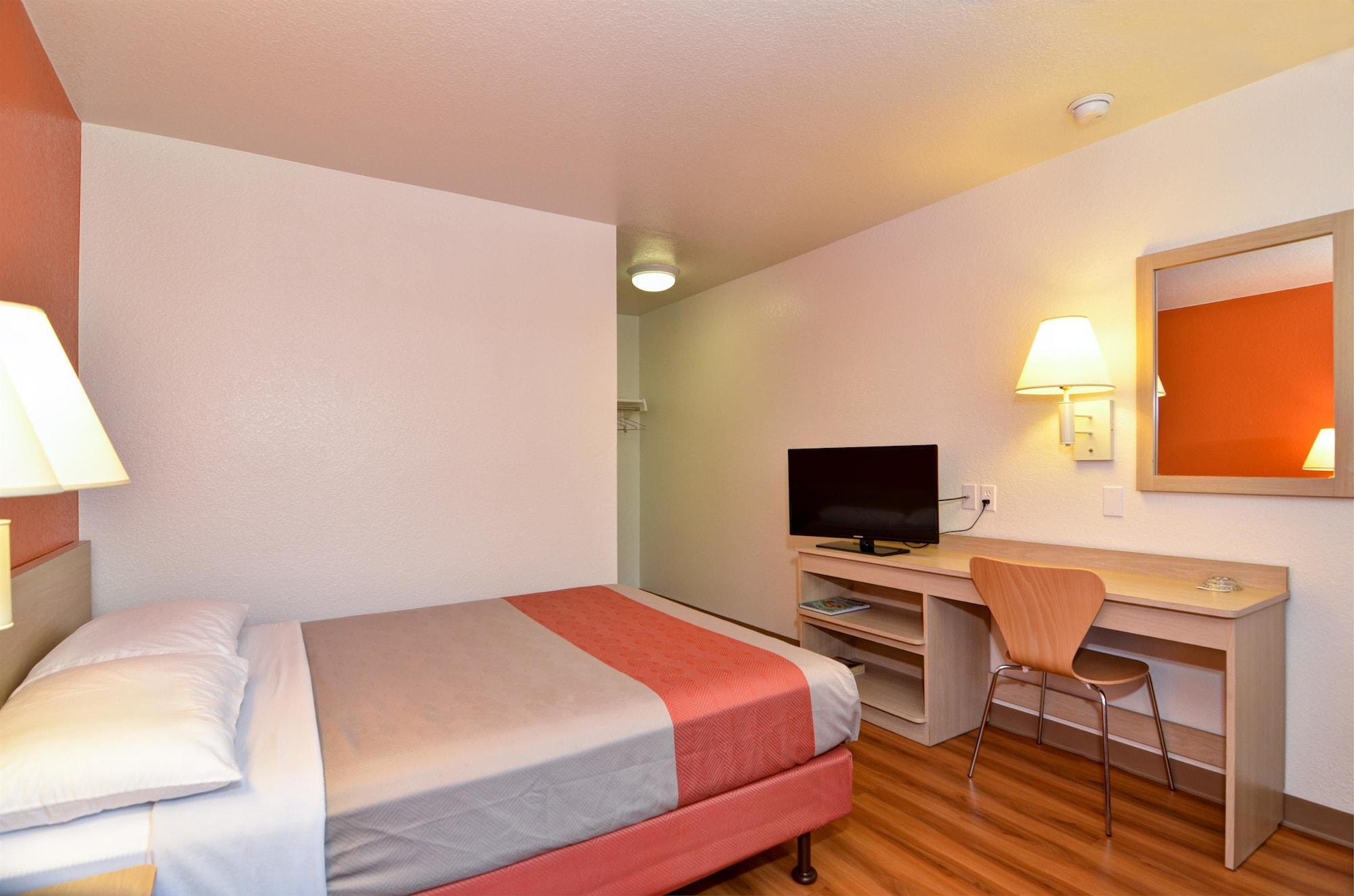 Motel 6-Palm Springs, Ca - East - Palm Canyon Ngoại thất bức ảnh