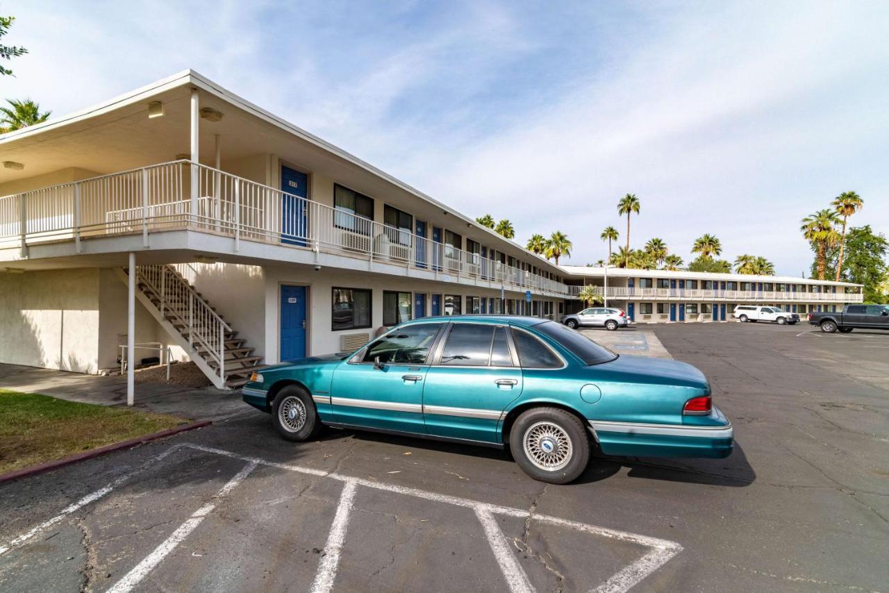 Motel 6-Palm Springs, Ca - East - Palm Canyon Ngoại thất bức ảnh
