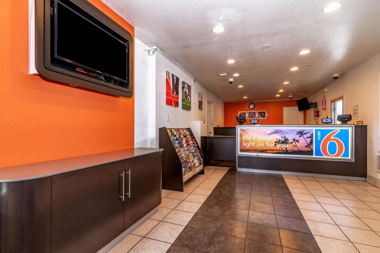 Motel 6-Palm Springs, Ca - East - Palm Canyon Ngoại thất bức ảnh