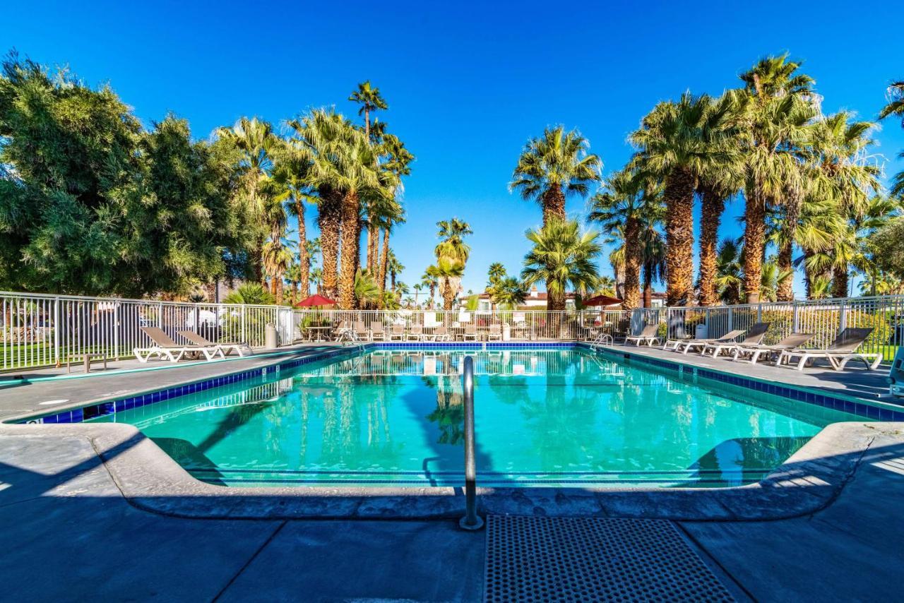 Motel 6-Palm Springs, Ca - East - Palm Canyon Ngoại thất bức ảnh