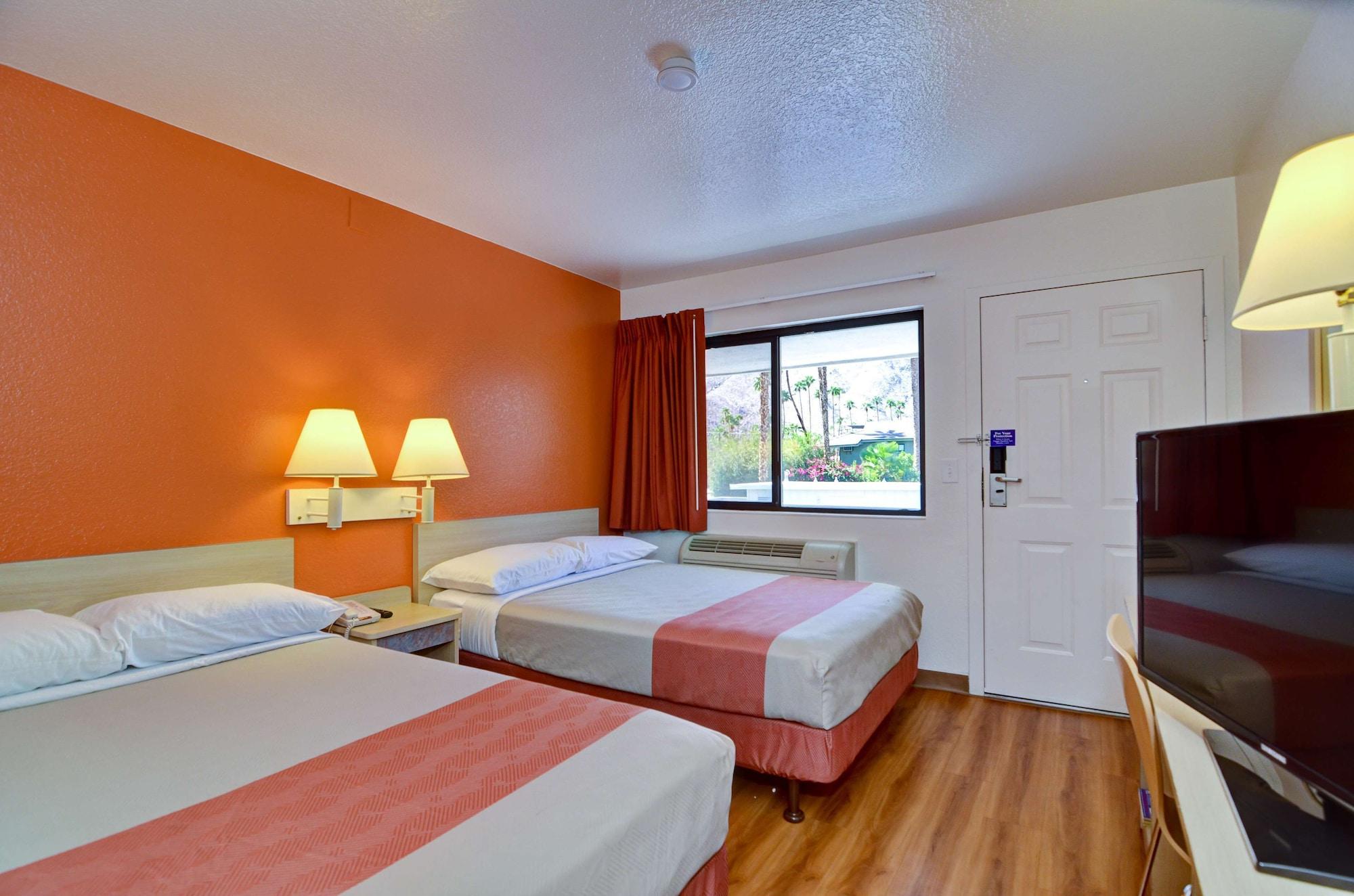 Motel 6-Palm Springs, Ca - East - Palm Canyon Ngoại thất bức ảnh