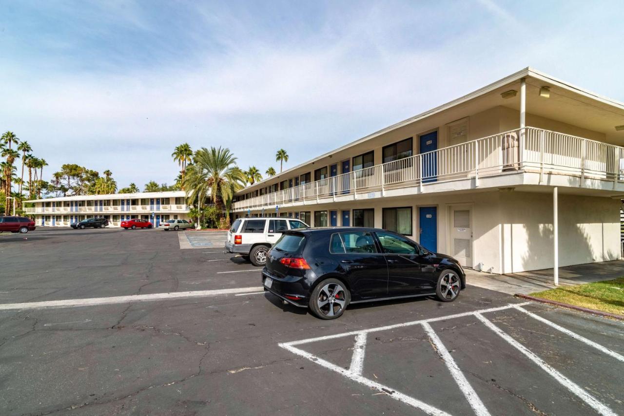 Motel 6-Palm Springs, Ca - East - Palm Canyon Ngoại thất bức ảnh
